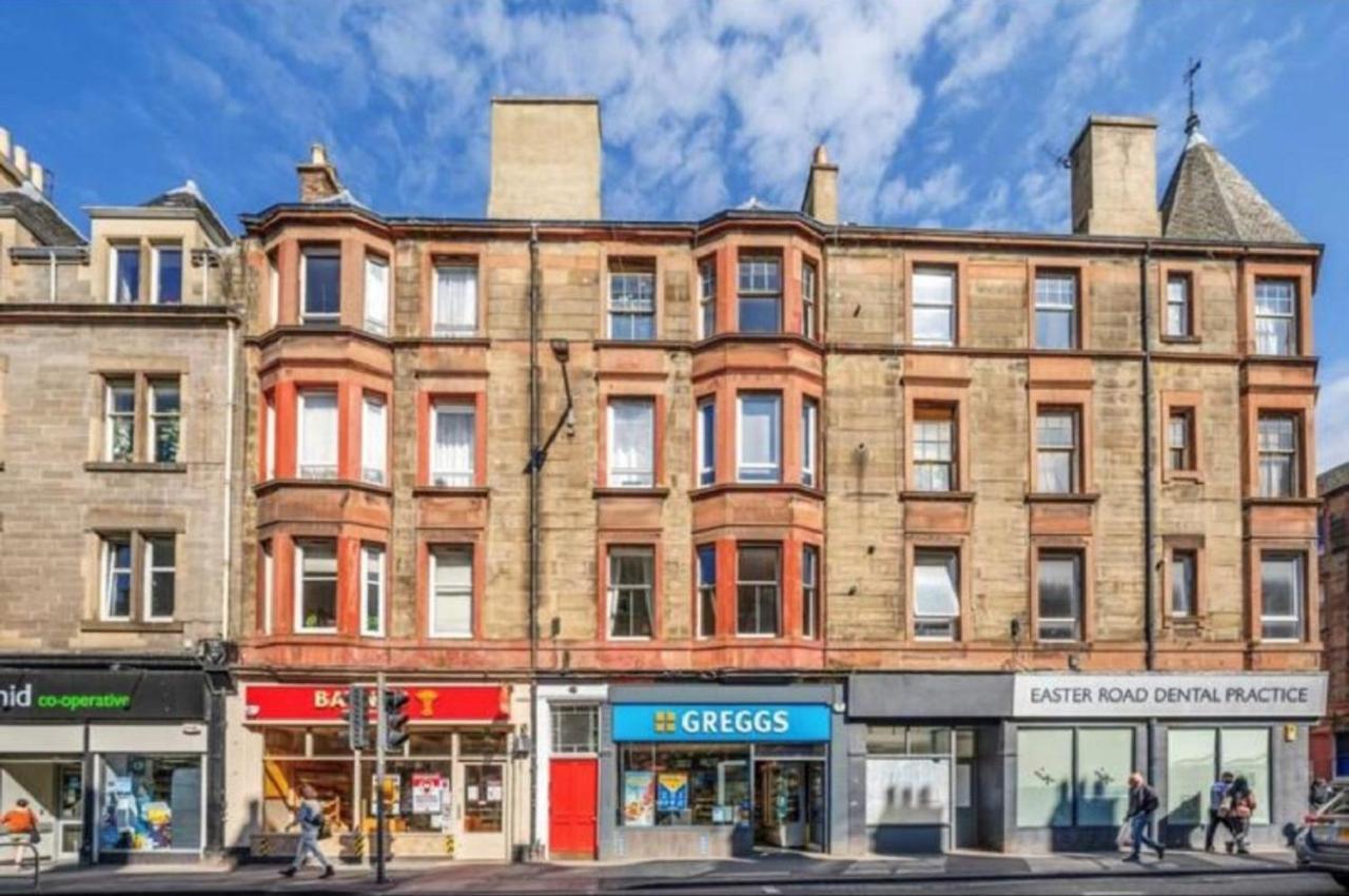 Spacious & Comfortable 3 Bedroom Apartment - Near City Centre - Free Parking Available - Sleeps Up To 5 Guests Edinburgh Kültér fotó